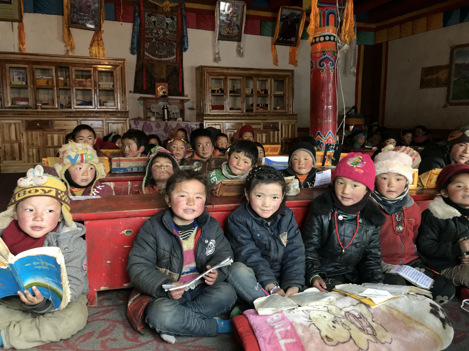 长沙贺亮影视制作有限公司公益回顾丨家国同欢月同圆 温暖满载甘孜州(图11) 长沙贺亮影视制作有限公司公益回顾丨家国同欢月同圆 温暖满载甘孜州(图11)